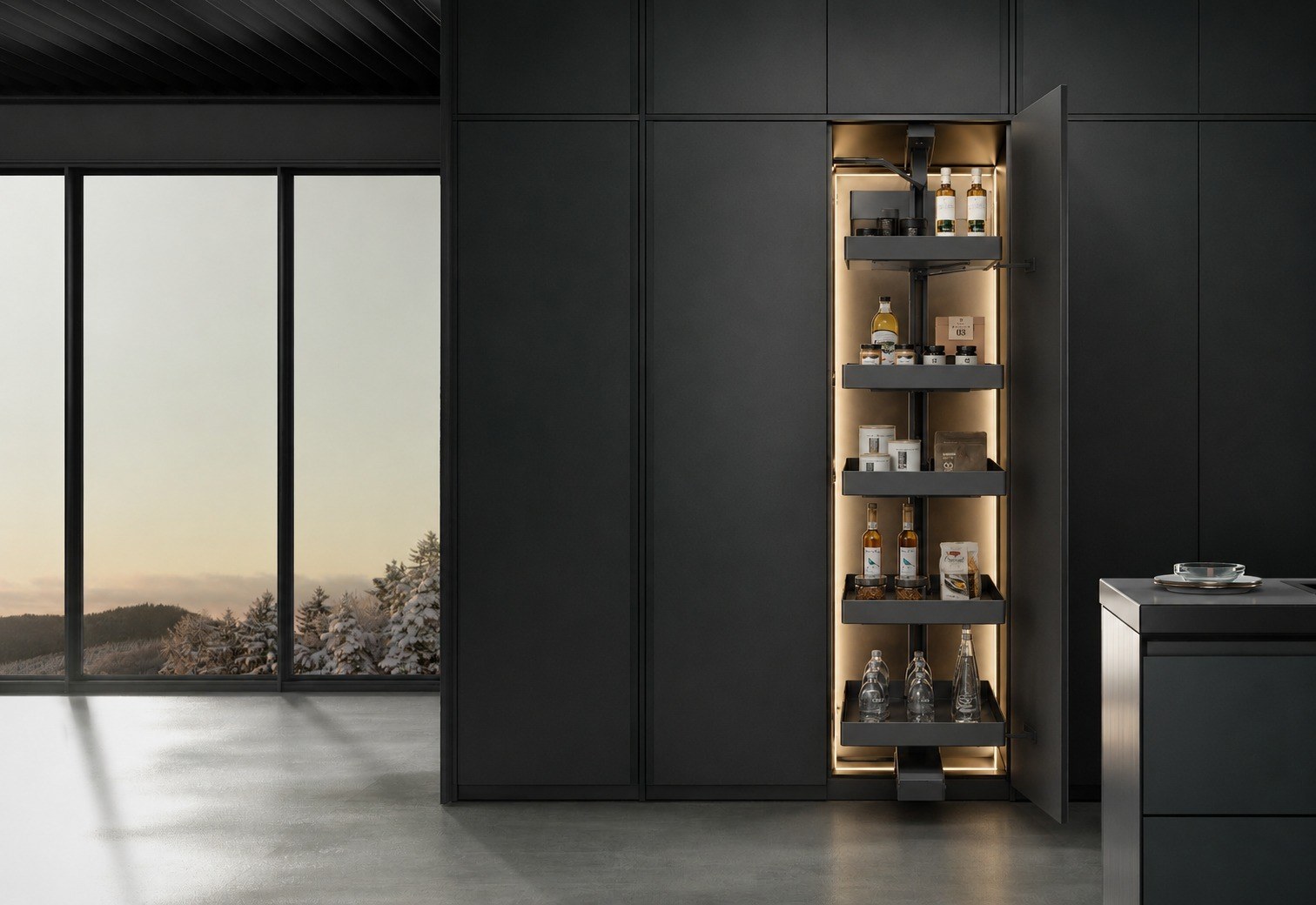 Cozinha planejada de alto padrão com armário organizador, refletindo a sofisticação da dobradiça Averon System Ultrafer